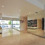 Beautiful Apartment In Cannes With Kitchen