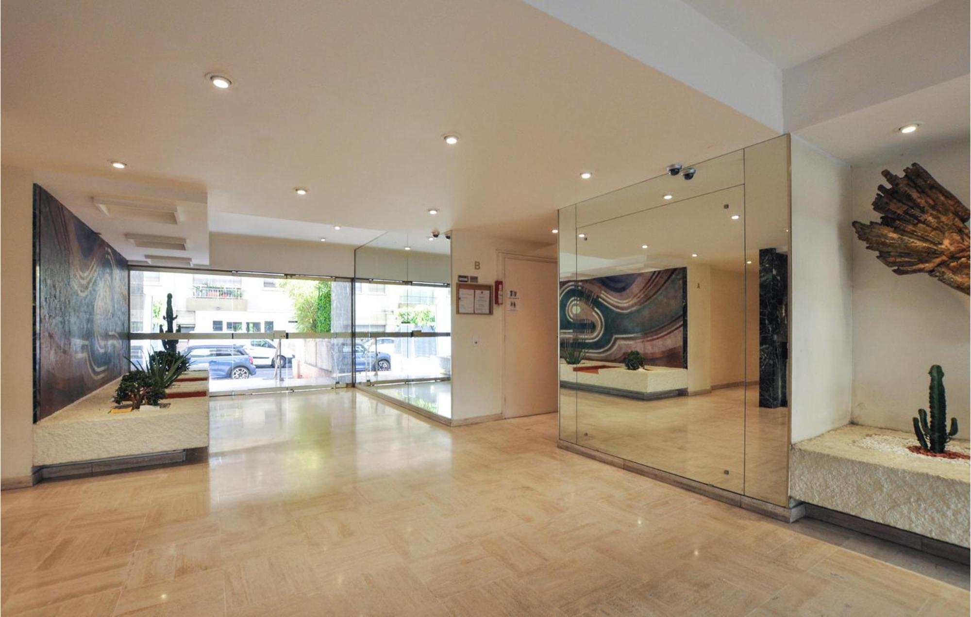 Beautiful In With Kitchen Appartement Cannes